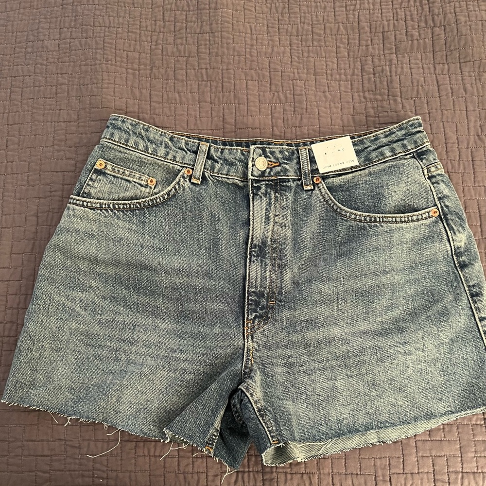 NWT- TopShop Jean Shorts
